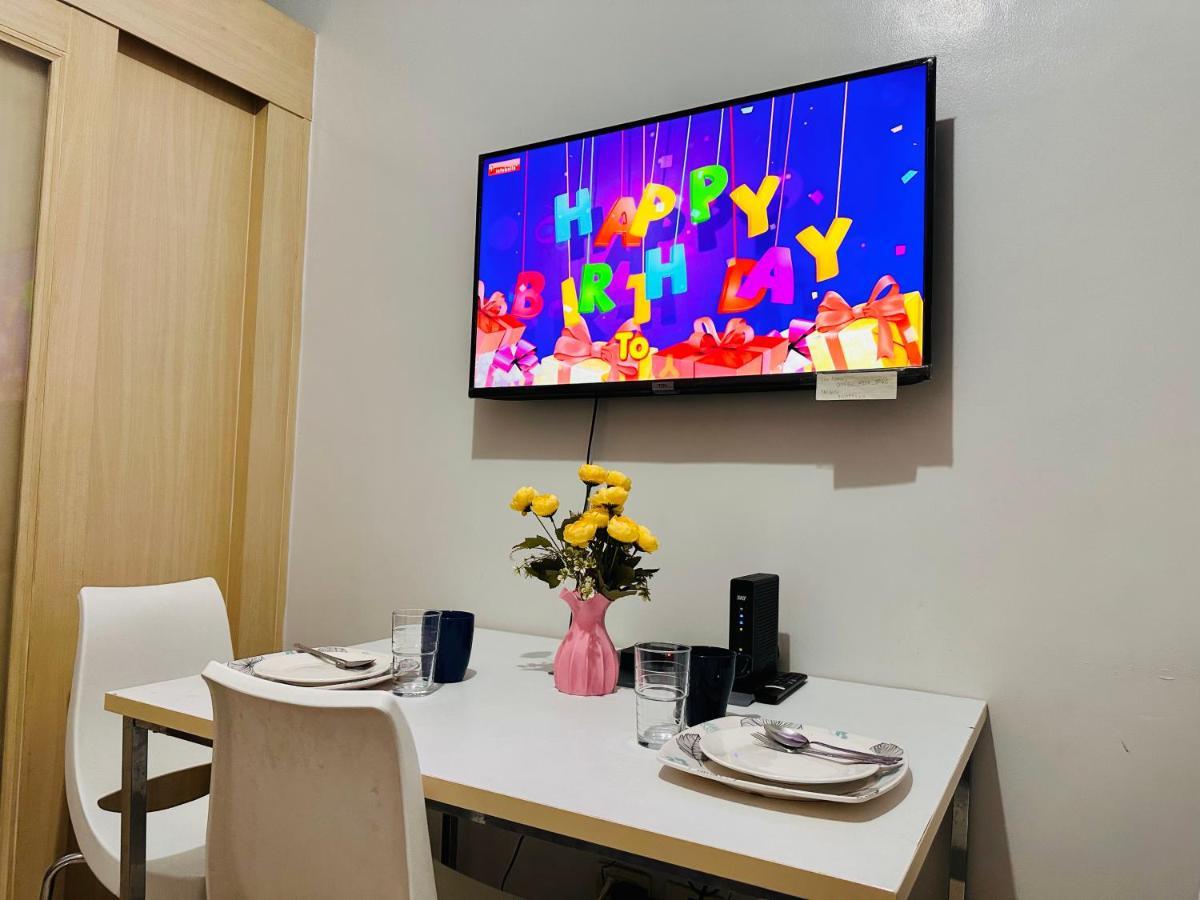 Sea 2-Br Unit With Free Parking Near Mall Of Asia Pasay Exterior foto